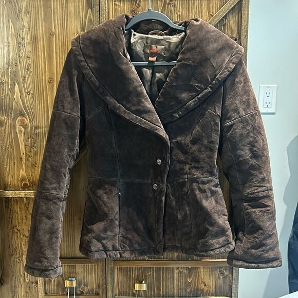 Danier brown cropped suede jacket - Picture 1 of 4